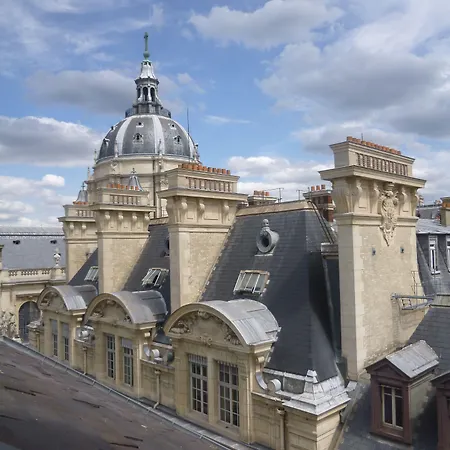 デザイン ソルボンヌ ホテル