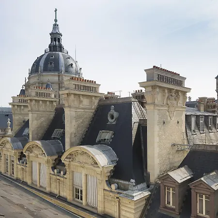 ホテル デザイン ソルボンヌ パリ