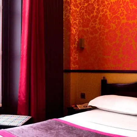Hotel Design Sorbonne 3*